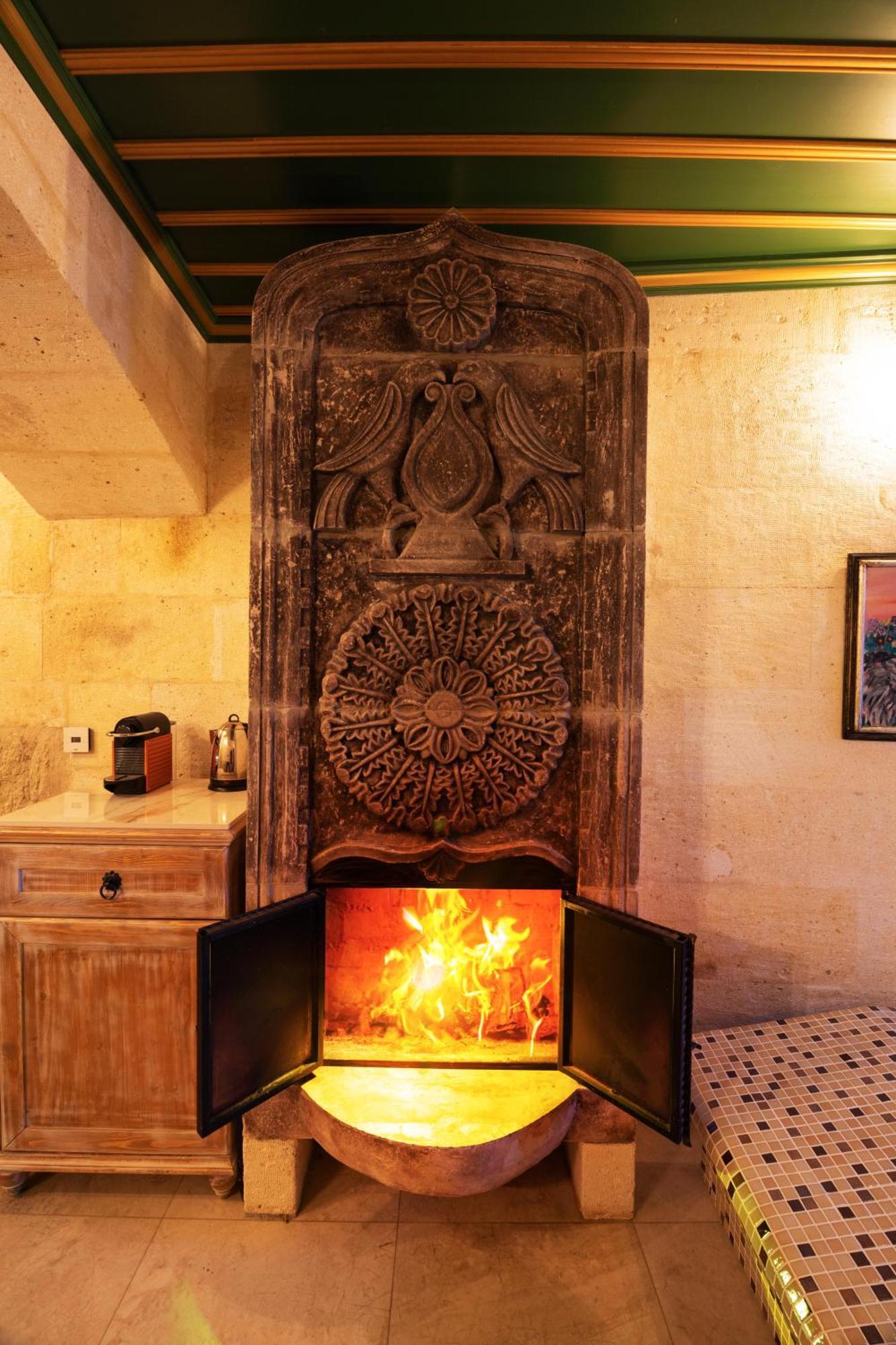 Tafoni Houses Cave Hotel Ortahisar Esterno foto