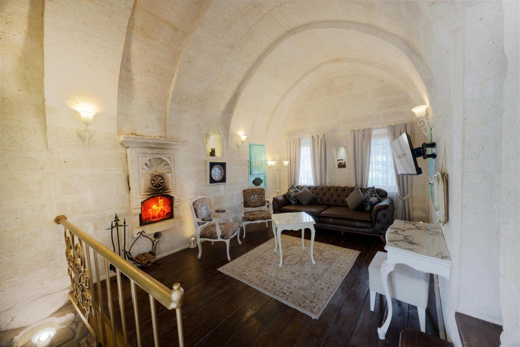 Tafoni Houses Cave Hotel Ortahisar Esterno foto