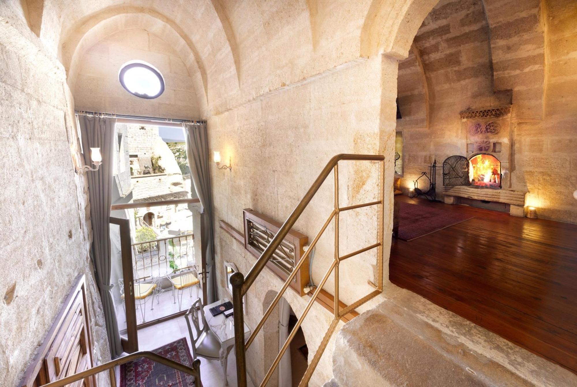 Tafoni Houses Cave Hotel Ortahisar Esterno foto