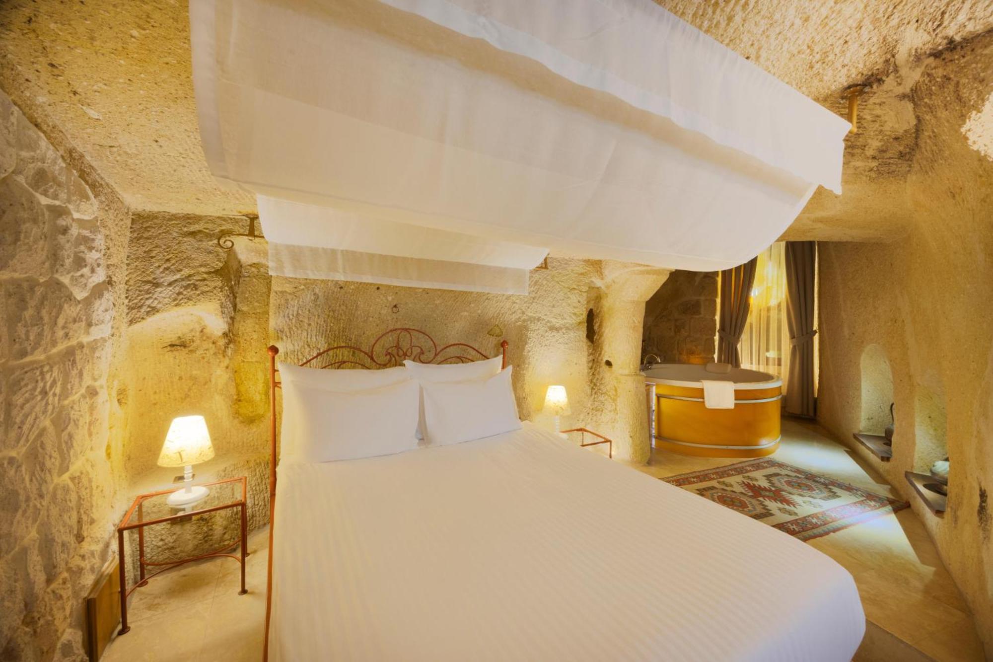 Tafoni Houses Cave Hotel Ortahisar Esterno foto