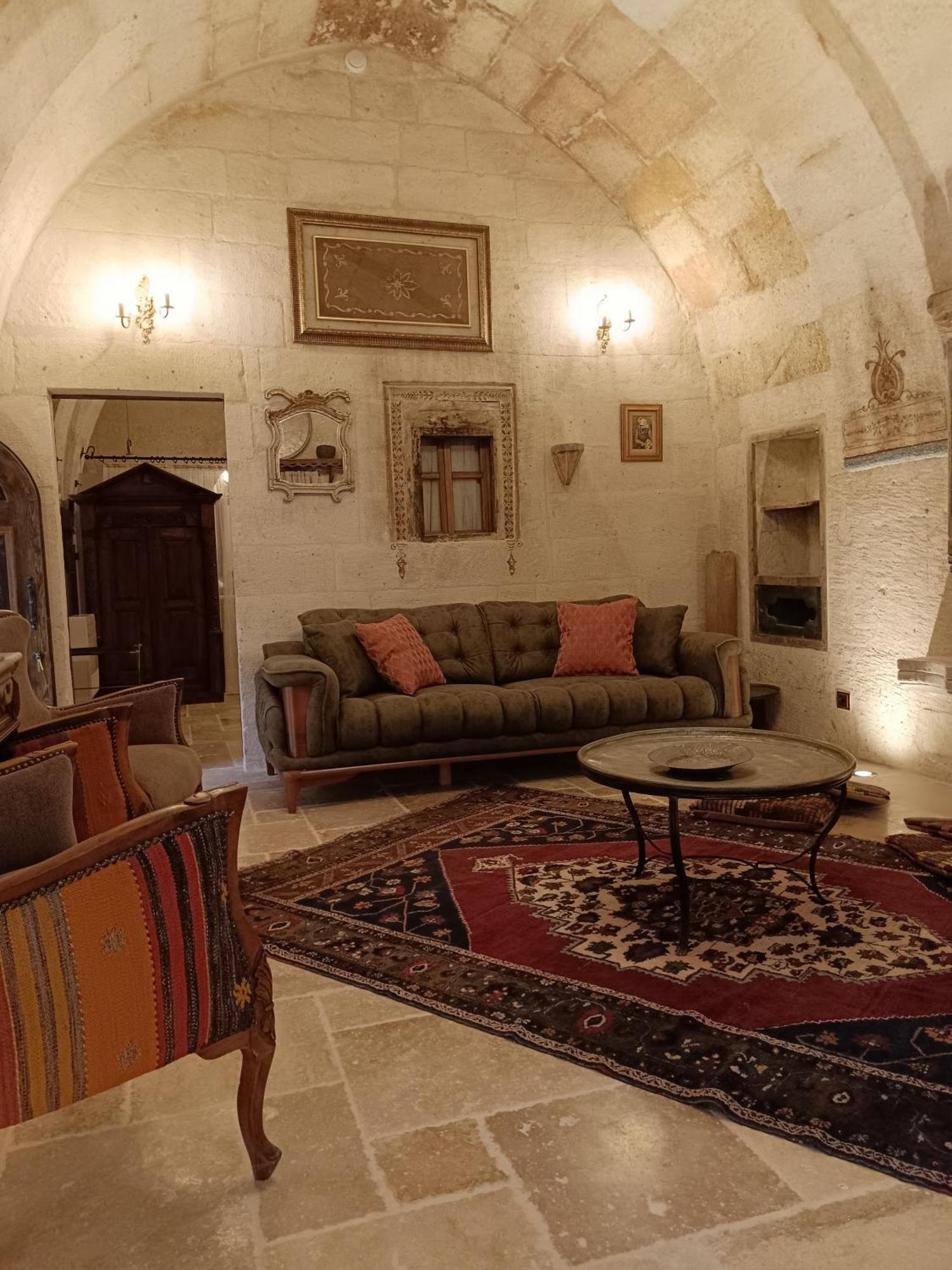 Tafoni Houses Cave Hotel Ortahisar Esterno foto